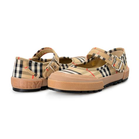 burberry calenzano|burberry flat shoes outlet.